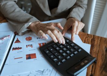 Featured image for: A C-Suite Guide to Calculating the ROI of AI in Financial Services